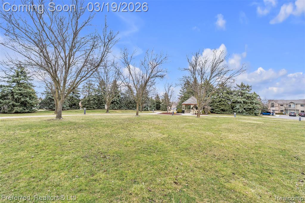 42751 Lilley Pointe Drive, Canton, MI 48187 — Photo 45