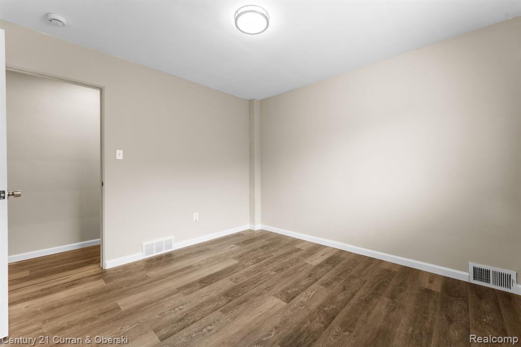 9077 Riverview Avenue, Redford, MI 48239 — Photo 20