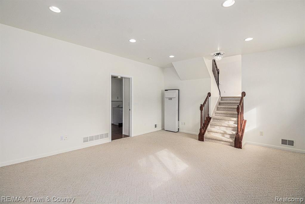 6479 E PIERSON Road, Flint, MI 48506 — Photo 18