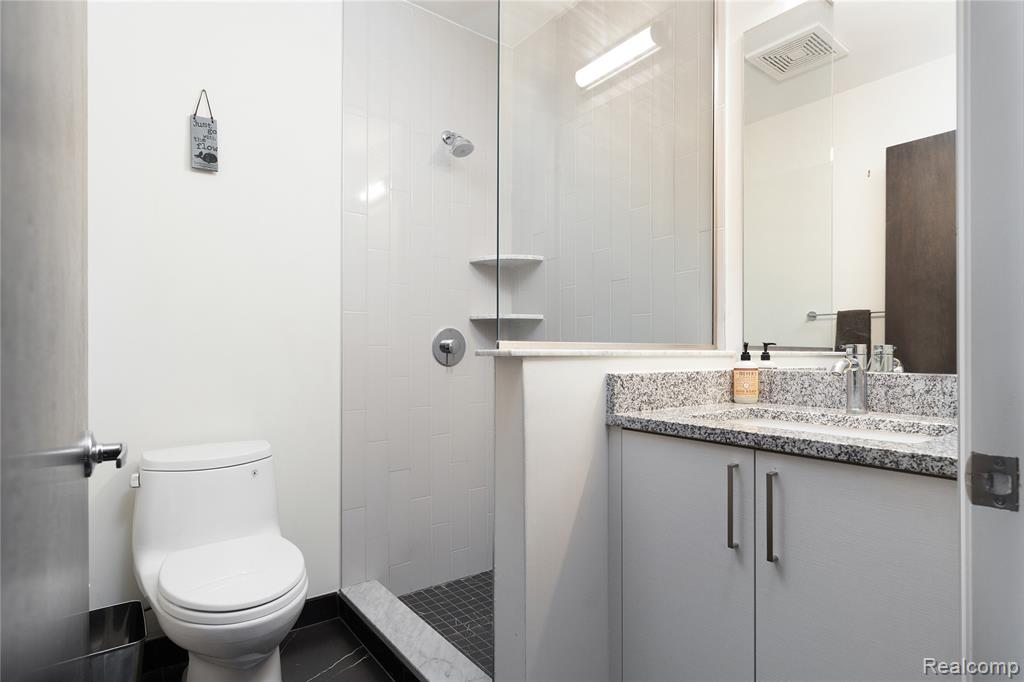 438 SELDEN, Detroit, MI 48201 — Photo 21