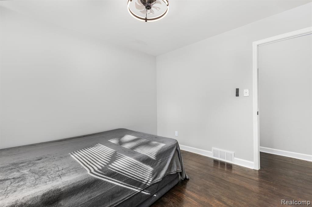 20566 Patton Street, Detroit, MI 48219 — Photo 10