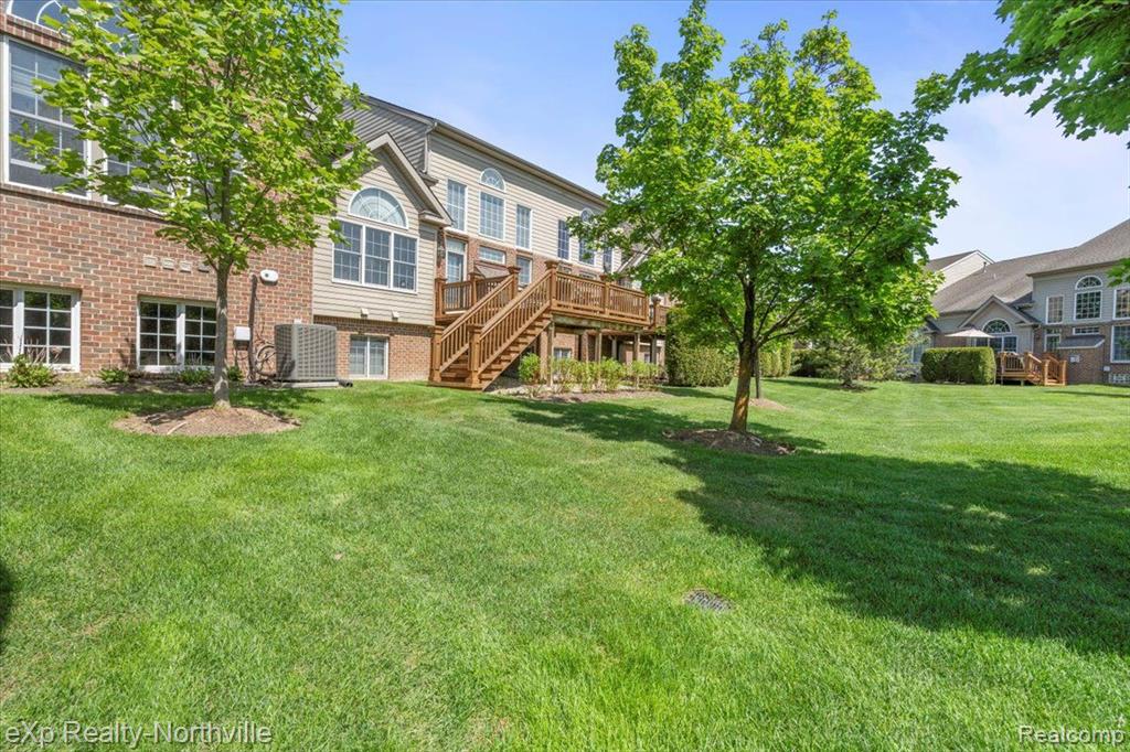 44593 BROADMOOR Circle N, Northville, MI 48168 — Photo 32