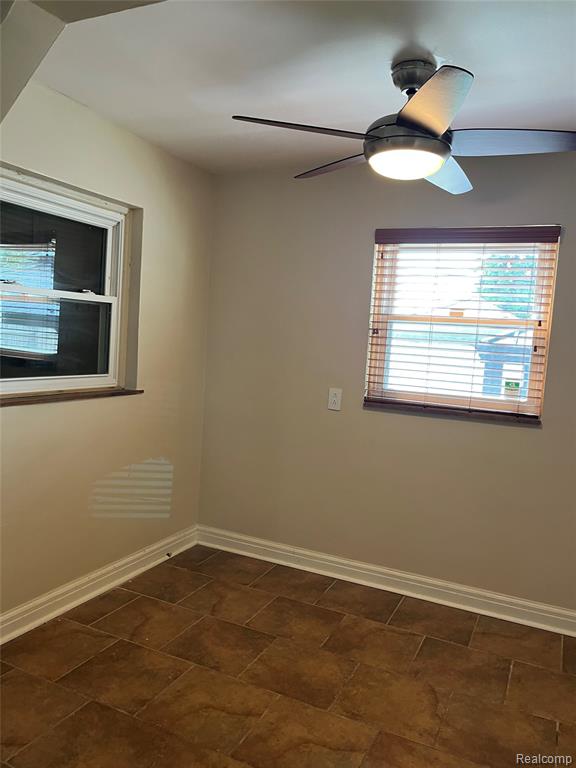 9001 Riverdale, Redford, MI 48239 — Photo 27