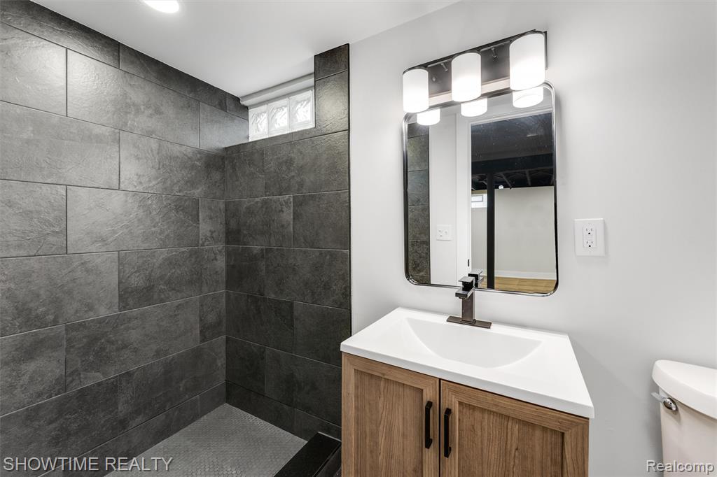 769 Coolidge Avenue, Clawson, MI — Photo 17