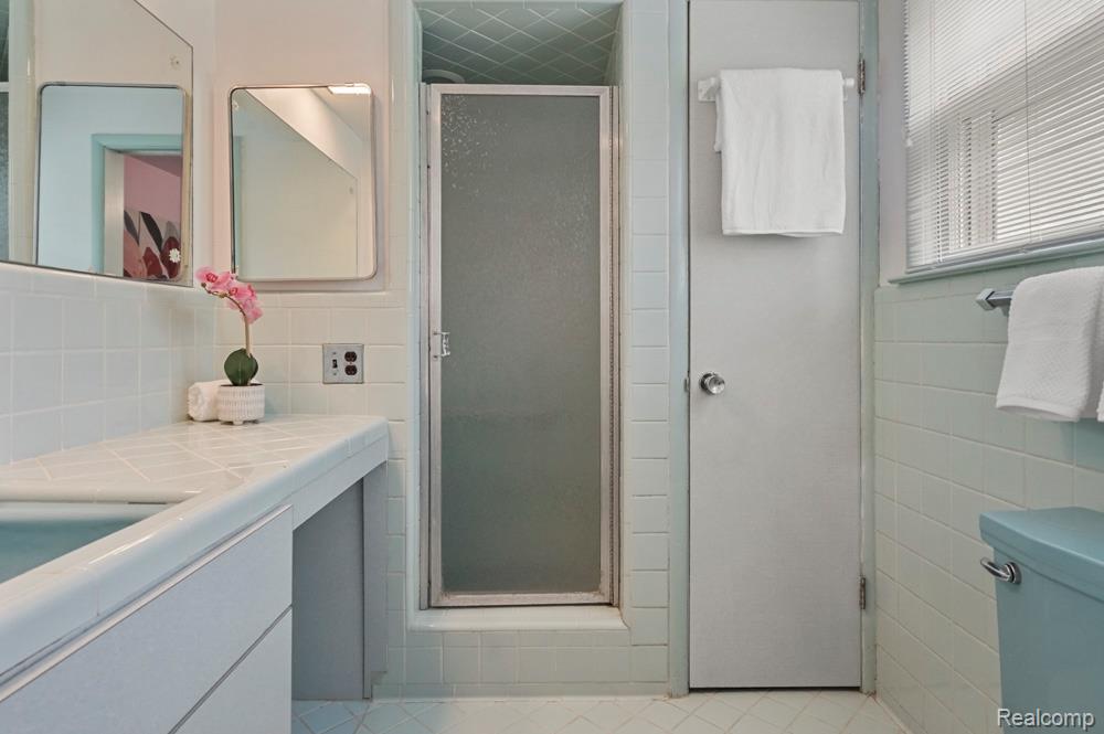 6672 Timber Ridge Drive, Bloomfield Hills, MI 48301 — Photo 23