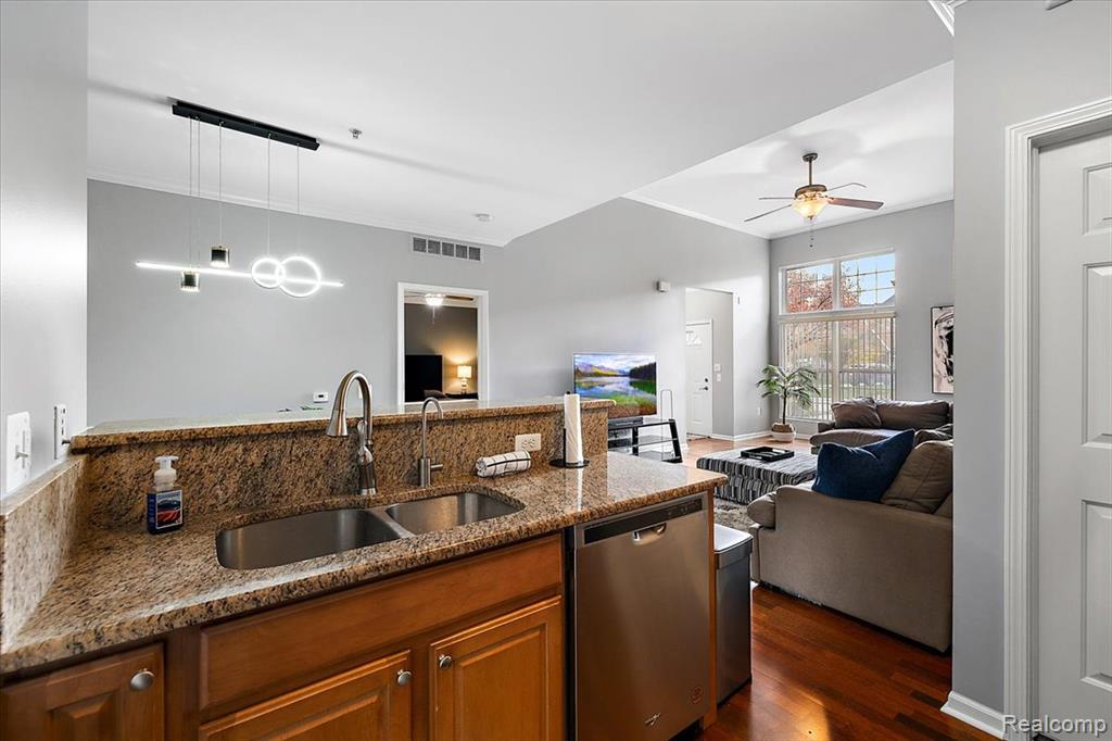 7779 Ambassador Drive, Shelby Twp, MI 48316 — Photo 11