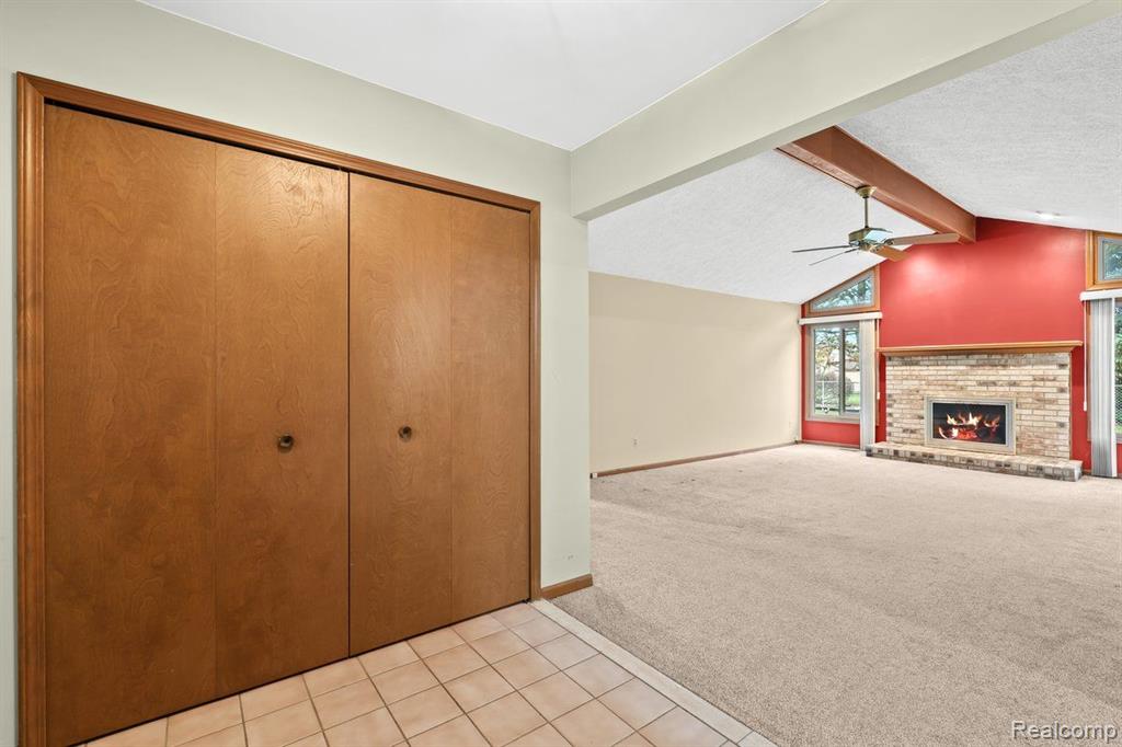 46690 BARBARA Drive, Macomb, MI 48044 — Photo 11