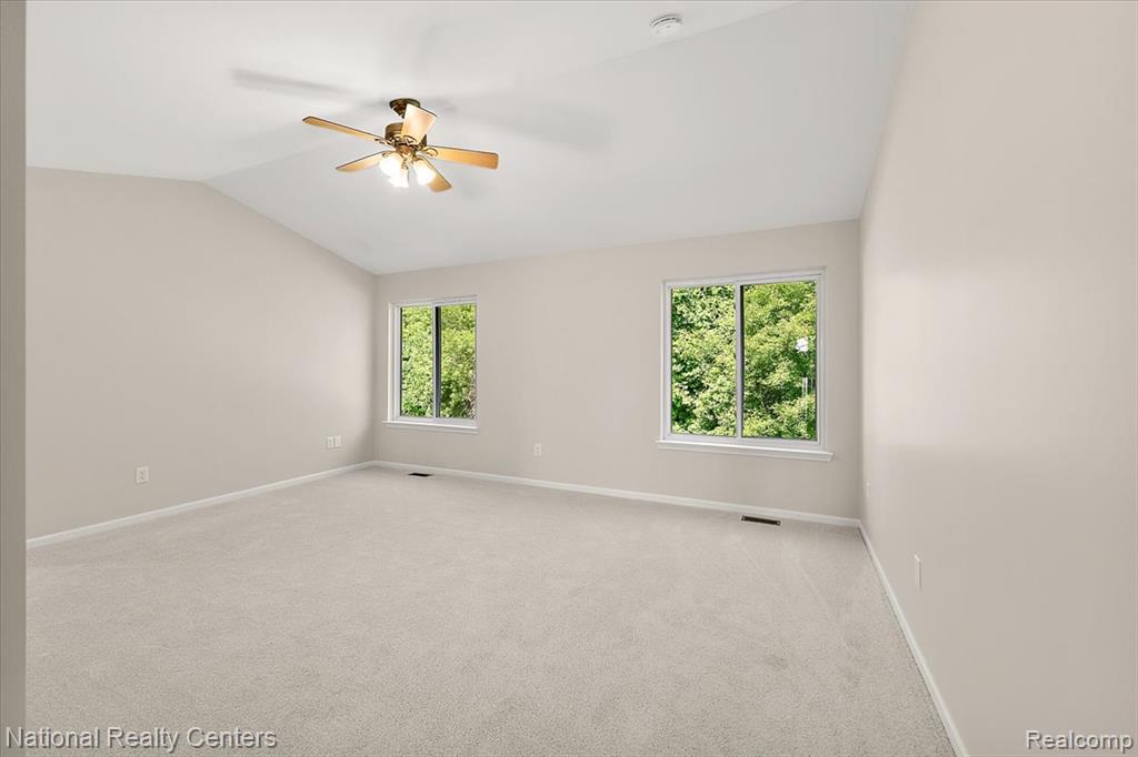 9780 David Lane, White Lake, MI — Photo 17