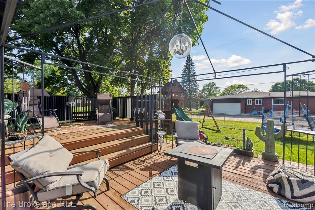 5394 KIMBERLY Drive, Grand Blanc, MI 48439 — Photo 41