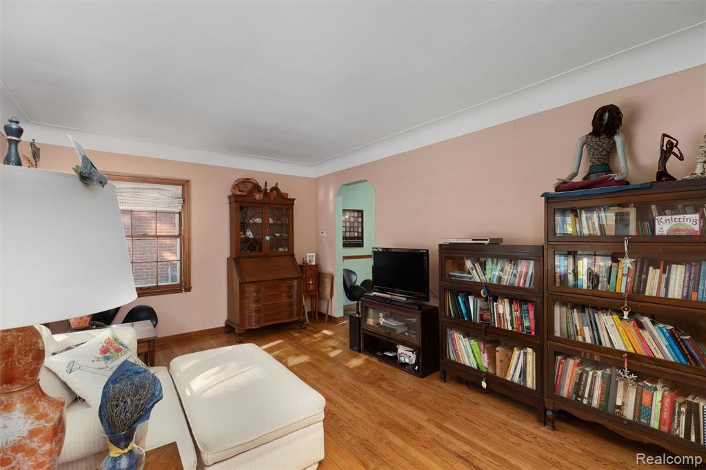 515 S Wilson Avenue, Royal Oak, MI 48067 — Photo 4