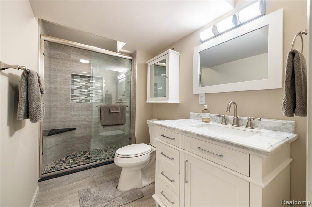 9158 Manchester Boulevard, Grosse Ile, MI 48138 — Photo 38