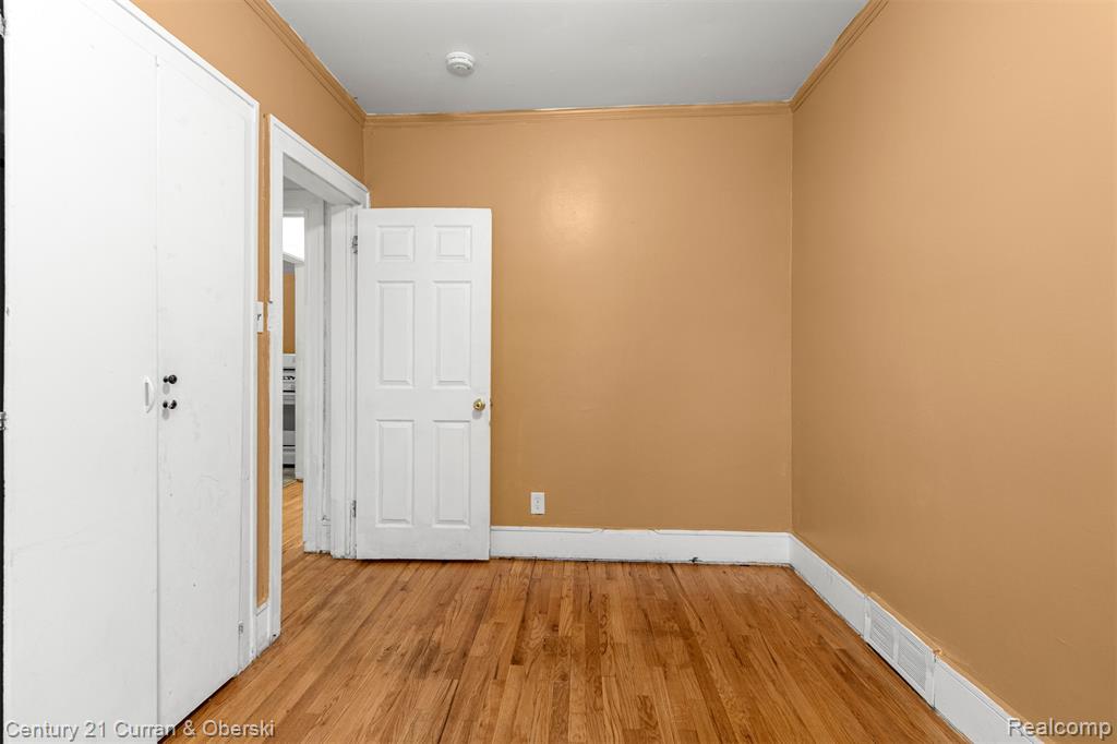 6559 Barrie Street, Dearborn, MI, 48126