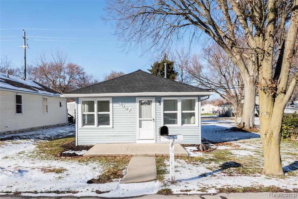 5697 Venice Road, Newport, MI 48166 — front exterior