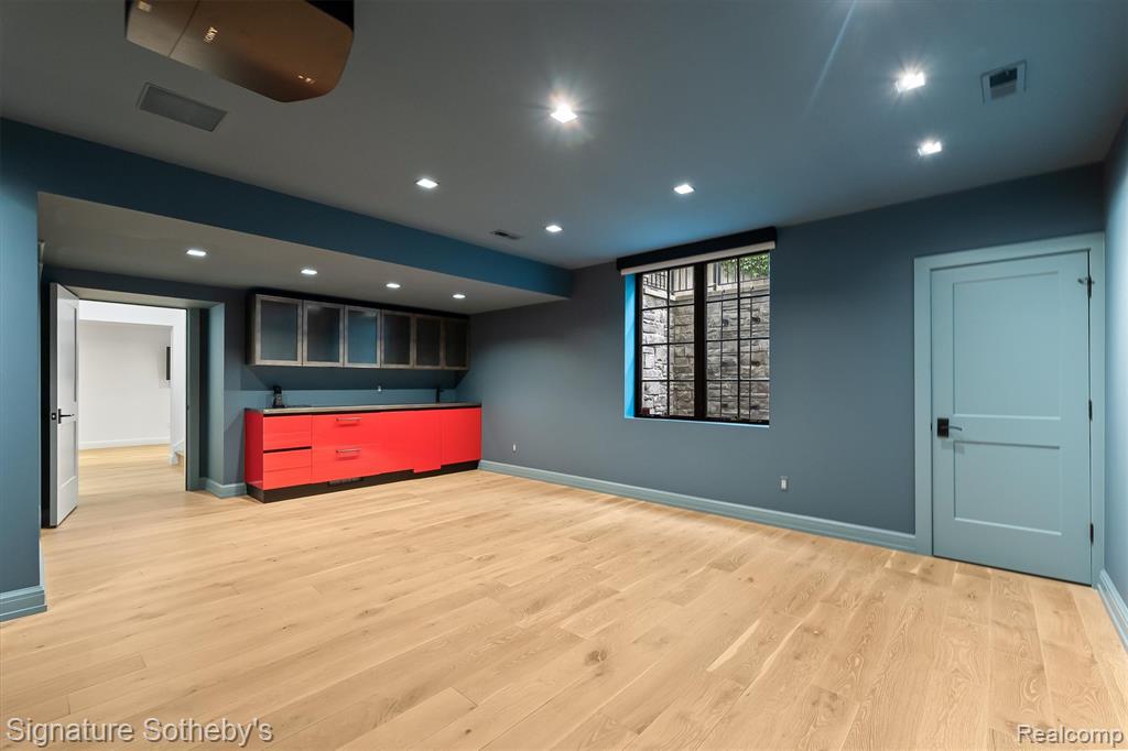 492 Vinewood Avenue, Birmingham, MI 48009 — Photo 27