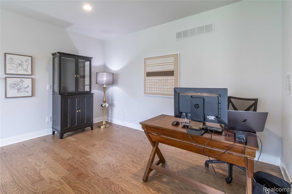 1648 S Tannytown Road, Canton, MI 48188 — Photo 34
