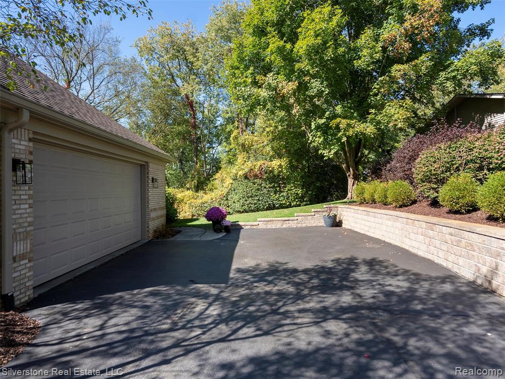 3439 Aquarious Circle, Oakland, MI — Photo 42