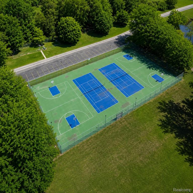 10001 E Goodall Road, 404, Durand, MI 48429 — Photo 38