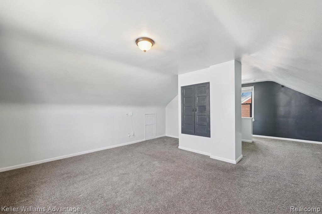 836 CLINTON Street, Wyandotte, MI 48192 — Photo 19