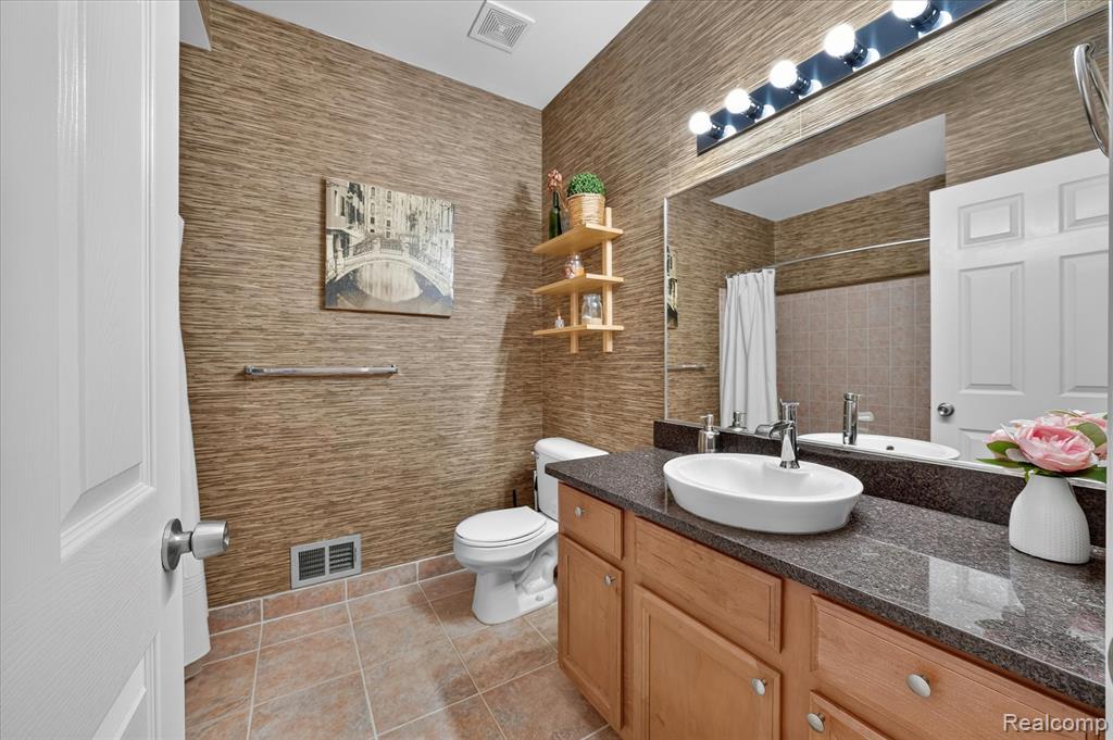 860 Island Lake Drive, Oxford, MI 48371 — Photo 32