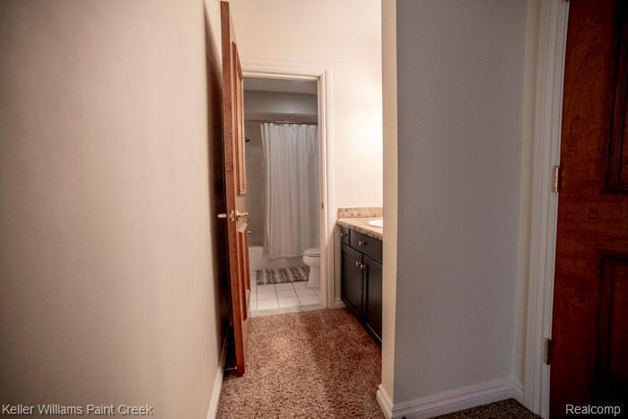 4853 Goodison Place Drive, Rochester, MI 48306 — Photo 32