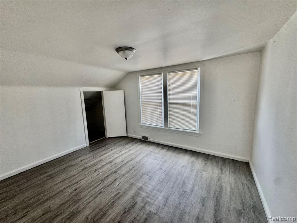 15030 Rossini Drive, Detroit, MI 48205 — Photo 9