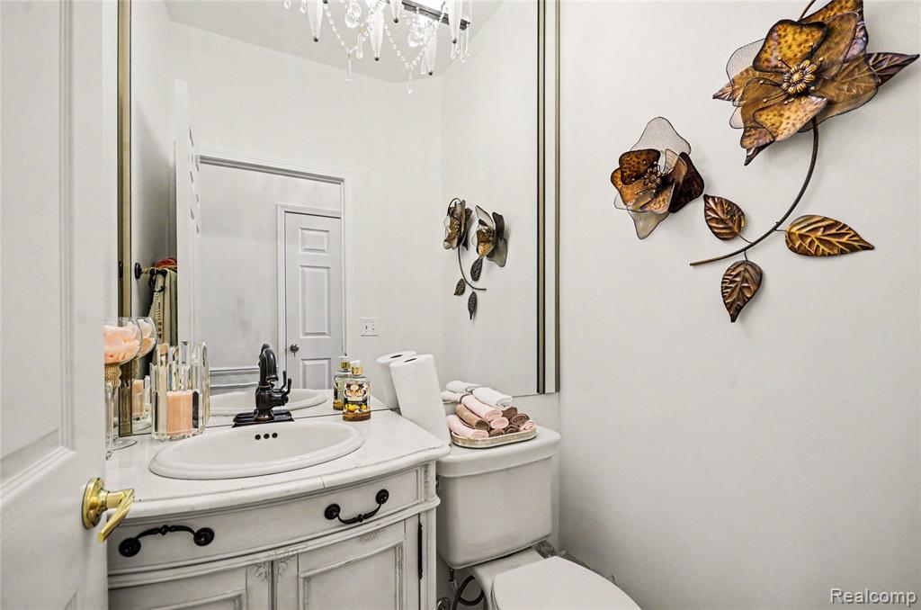 7316 N Central Park, Utica, MI 48317 — Photo 23