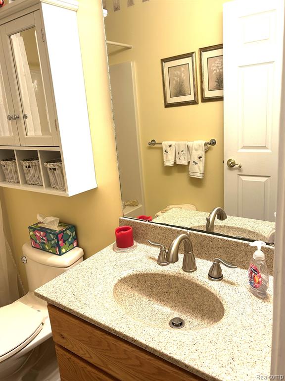 637 RIDGE Lane, B, Tecumseh, MI 49286 — Photo 19