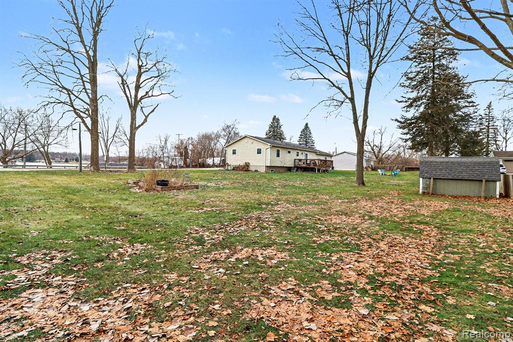 6561 Bennett Lake Road, Fenton, MI 48430 — Photo 25