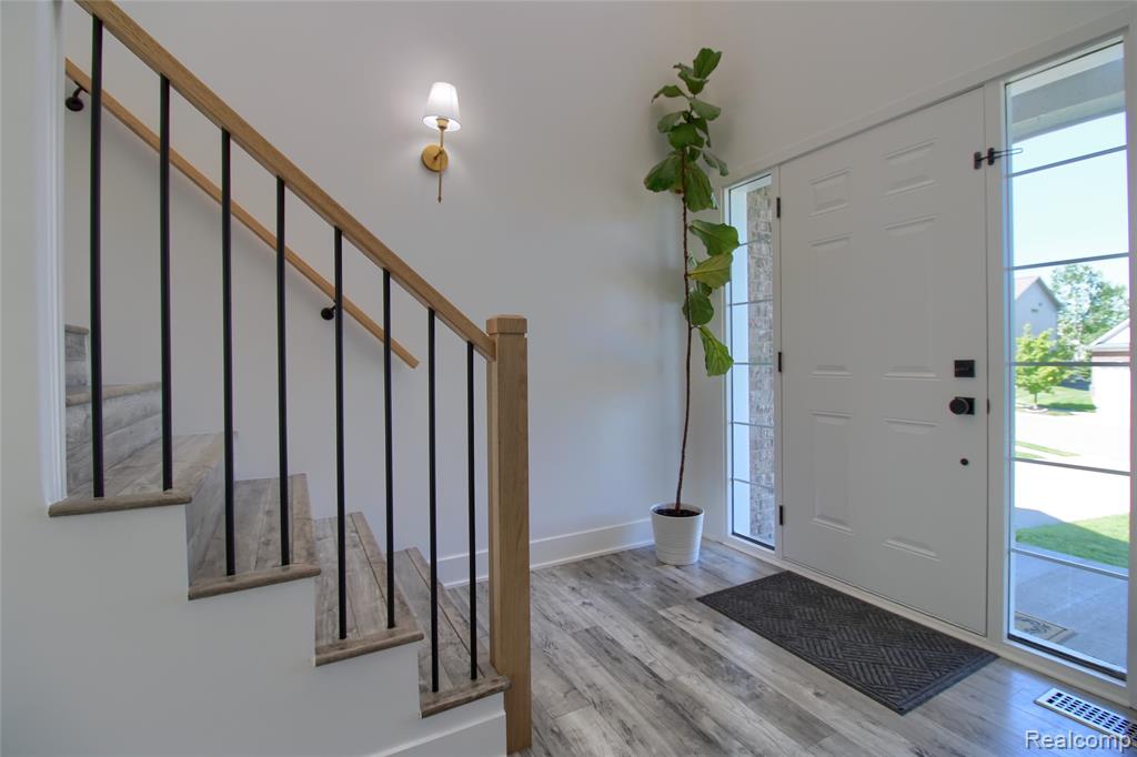 30932 Asbury Hill Drive, New Hudson, MI 48165 — Photo 5