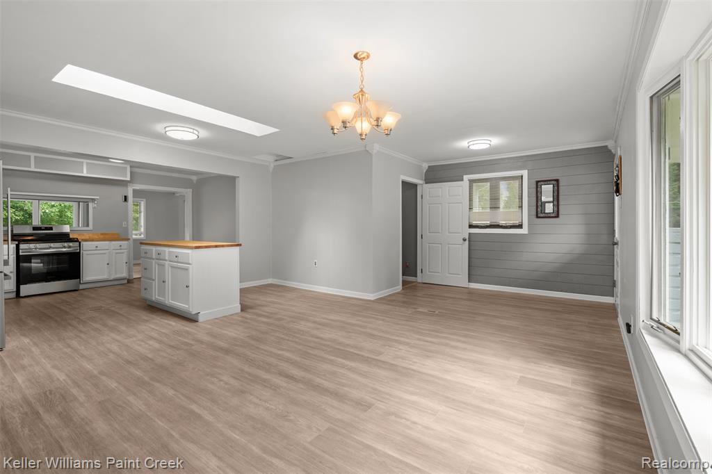 990 N Oxford Road, Oxford, MI 48371 — Photo 3