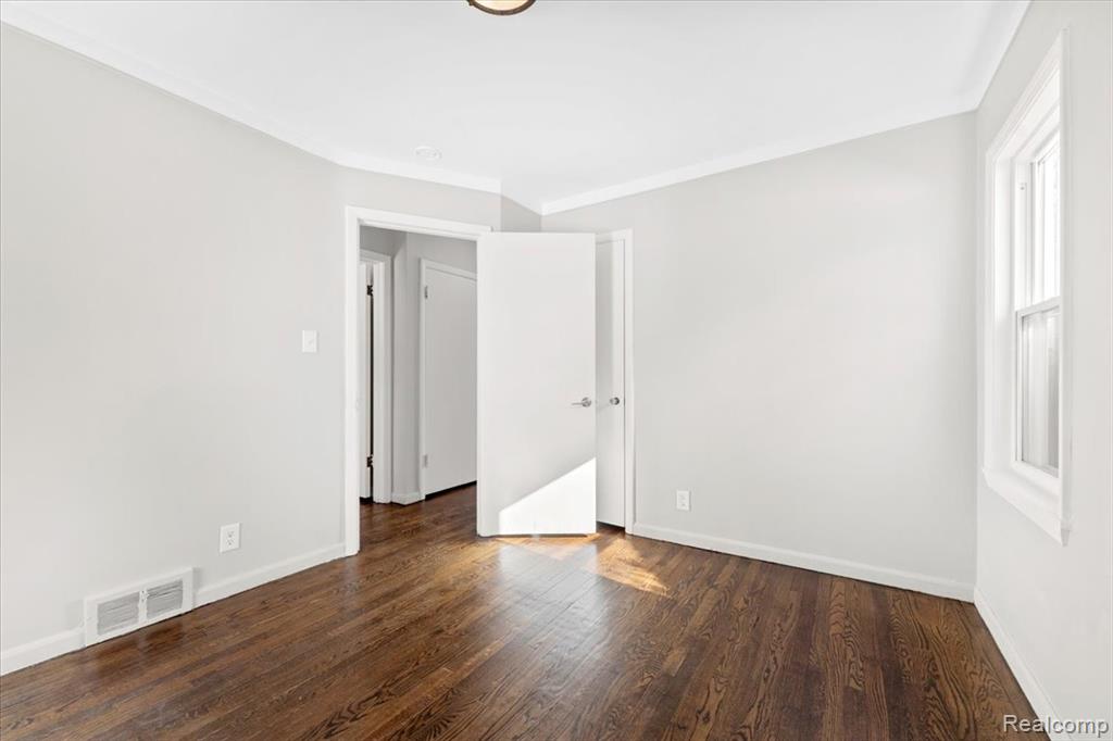 6740 Larme Avenue, Allen Park, MI 48101 — Photo 10