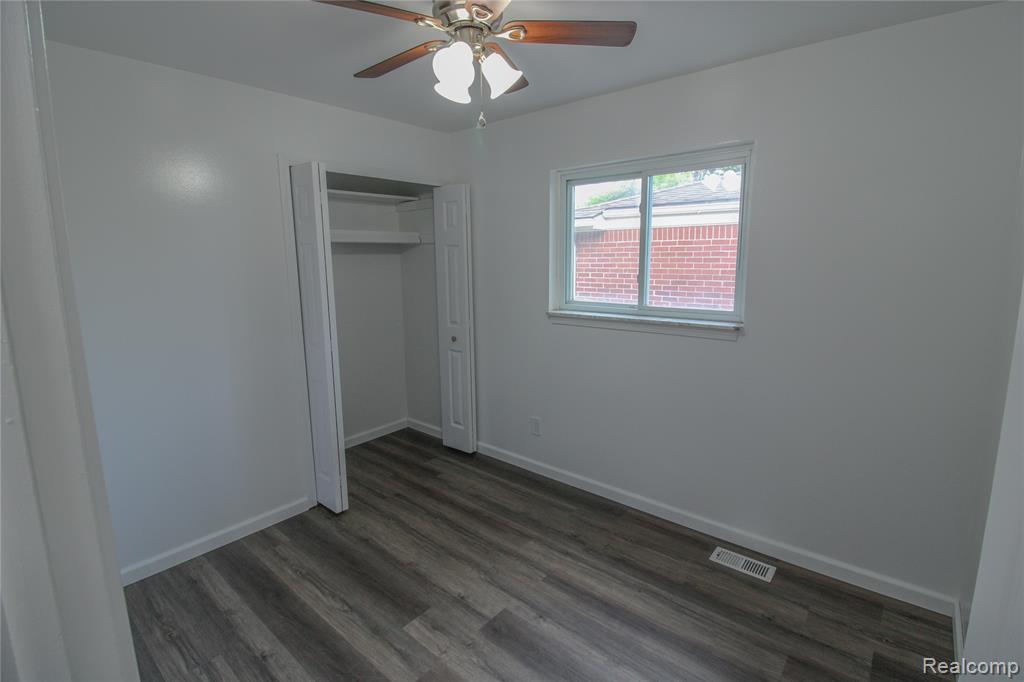 40159 William Drive, Sterling Heights, MI 48313 — Photo 18