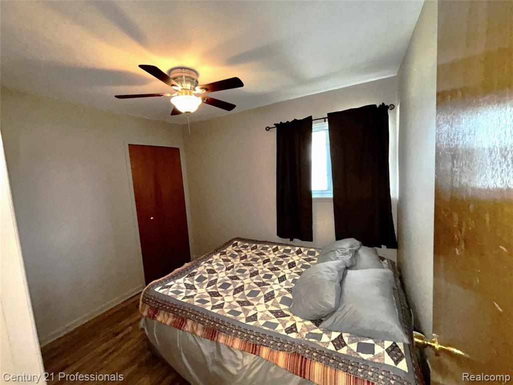 8203 Huntington Street, 15, Westland, MI — Photo 11