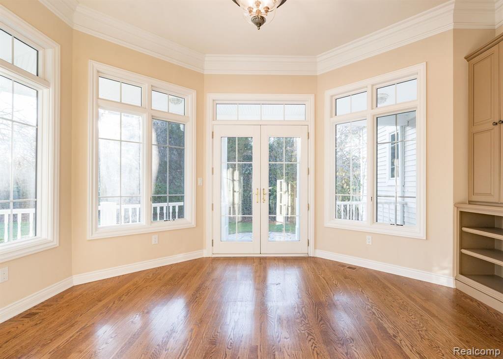 45950 W 11 MILE Road, Novi, MI — Photo 25