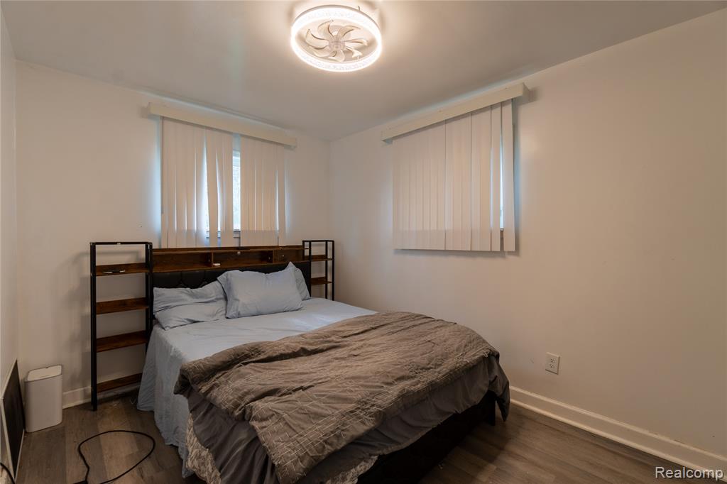 18445 Helen Street, Detroit, MI 48234 — Photo 12
