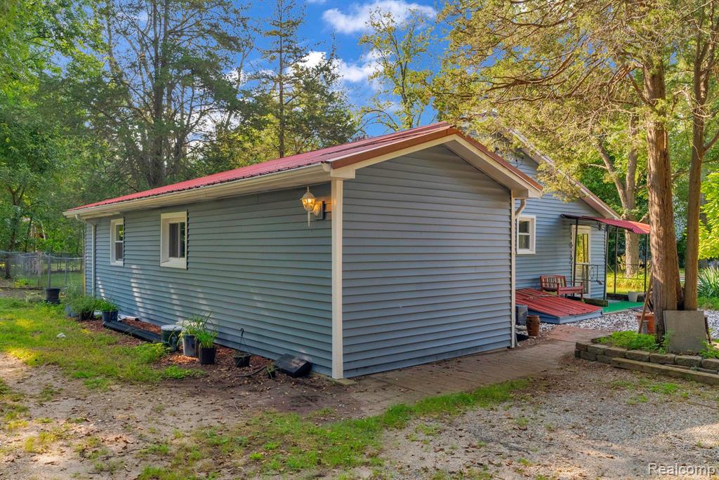 1120 HUBBLE Drive, Holly, MI 48442 — Photo 23