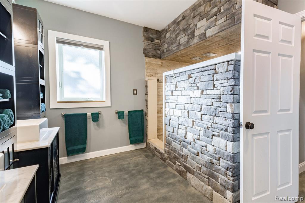 21527 Parke Lane, Grosse Ile, MI 48138 — Photo 22