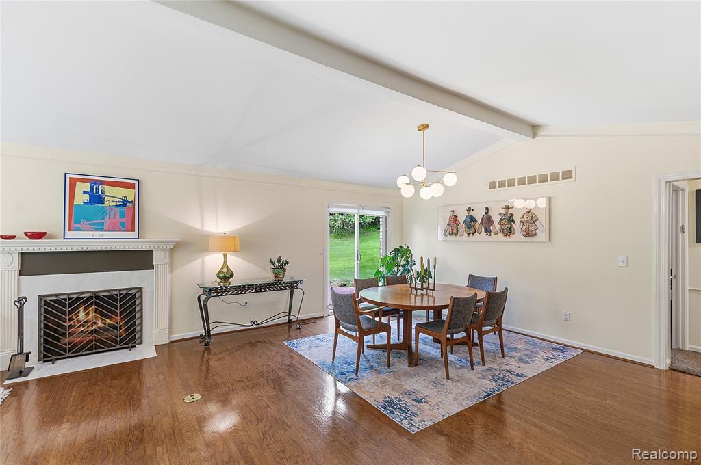 4042 Chablis Street, West Bloomfield, MI 48323 — Photo 8