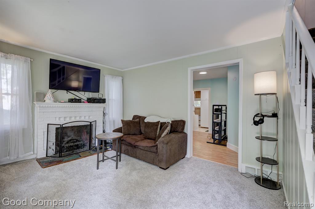 585 Roth Boulevard, Clawson, MI — Photo 2