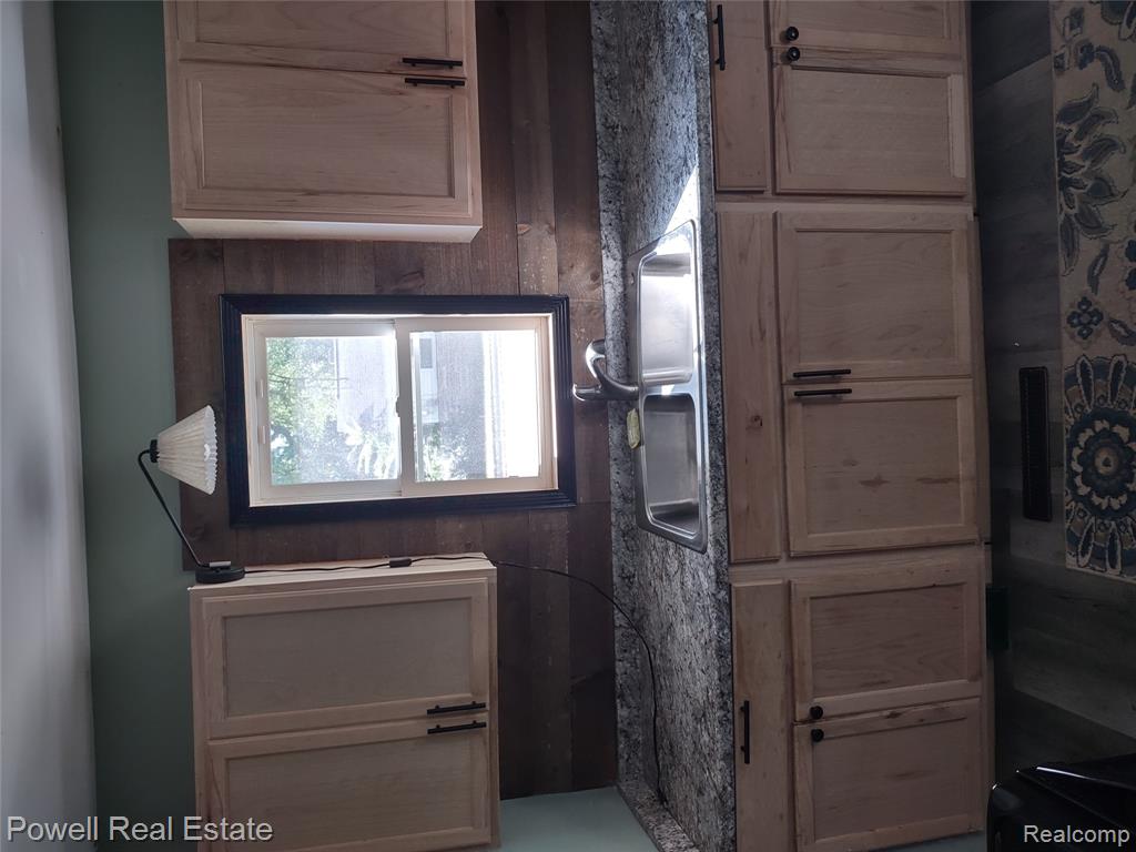 405 ROOSEVELT Avenue, Mount Morris, MI 48458 — Photo 9