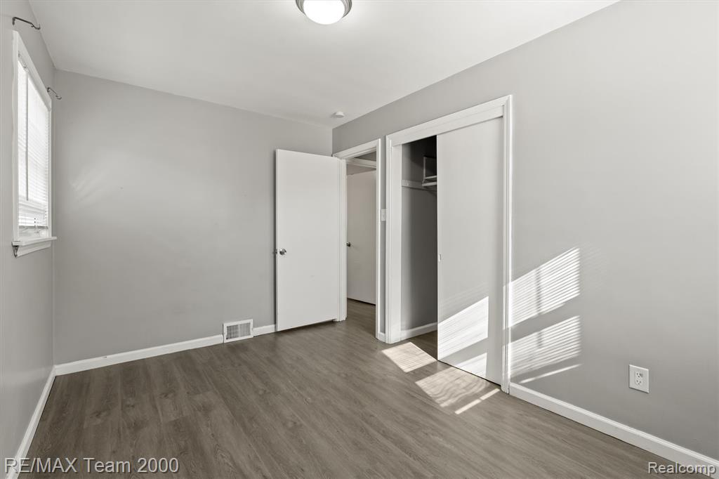 4853 Helen Street, Dearborn, MI 48126 — Photo 18