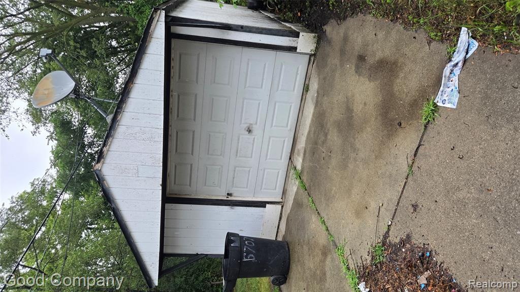 5706 Greenview Avenue, Detroit, MI 48228 — Photo 3
