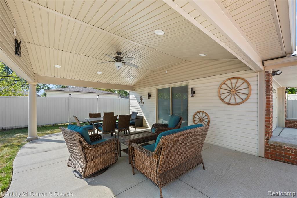 26331 Hass Street, Dearborn Heights, MI 48127 — Photo 33