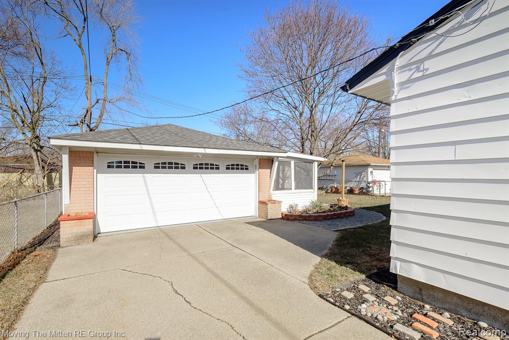 2031 Harmon Avenue, Ypsilanti, MI 48198 — Photo 39