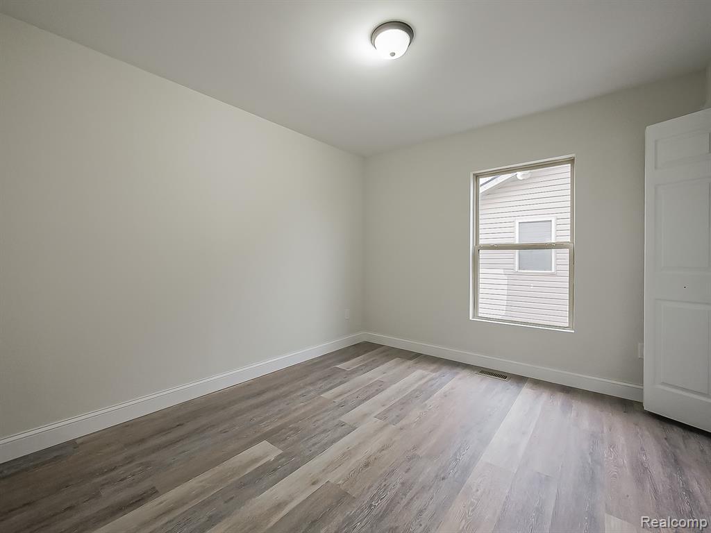 1730 E Woodruff Avenue, Hazel Park, MI 48030 — Photo 22