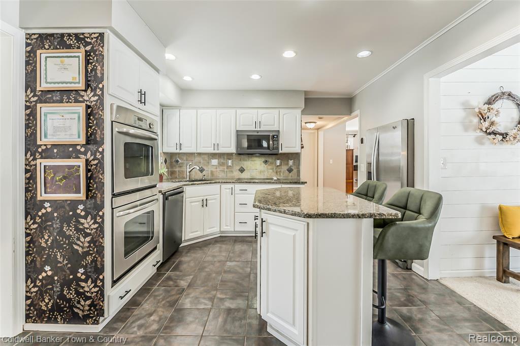 1420 Butler Boulevard, Howell, MI 48843 — Photo 12