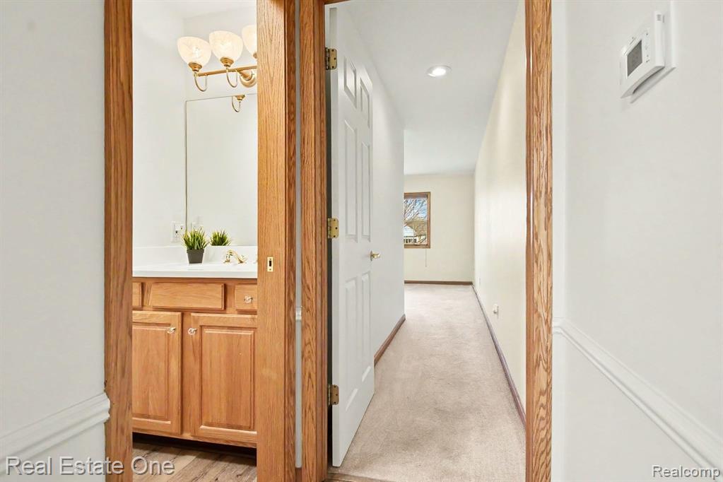 5661 Macintosh Drive, Bay City, MI 48706 — Photo 10