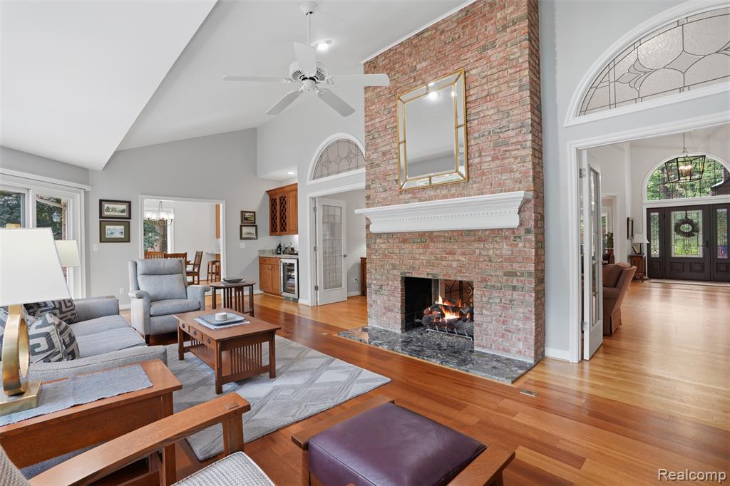 5483 Lake Ridge Drive, Brighton, MI 48116 — Photo 12