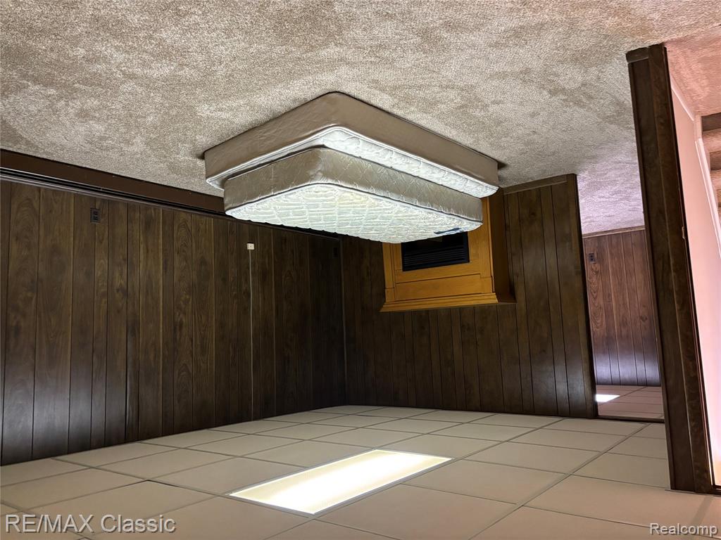 25124 Potomac, 7, South Lyon, MI 48178 — Photo 10
