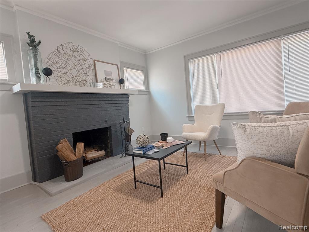 214 E Hazelhurst Street - Photo 5